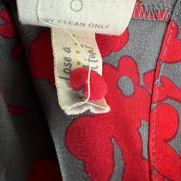 Fossil Red Gray 3/4 Sleeve V Neck Silk Blouse Size Medium - Picture 9 of 9